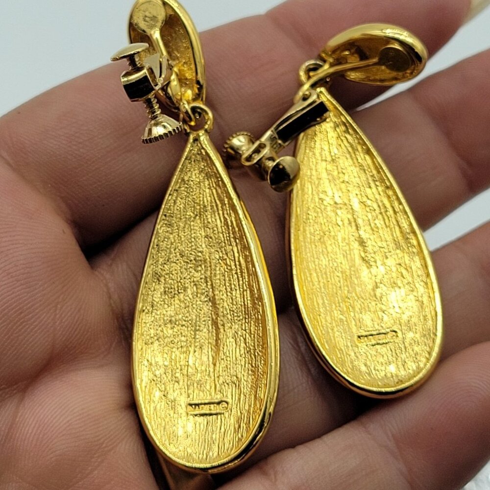 Vintage Napier Red Enamel Teardrop Drop Dangle Earrings Screw Clip On Gold Tone - Picture 2 of 5